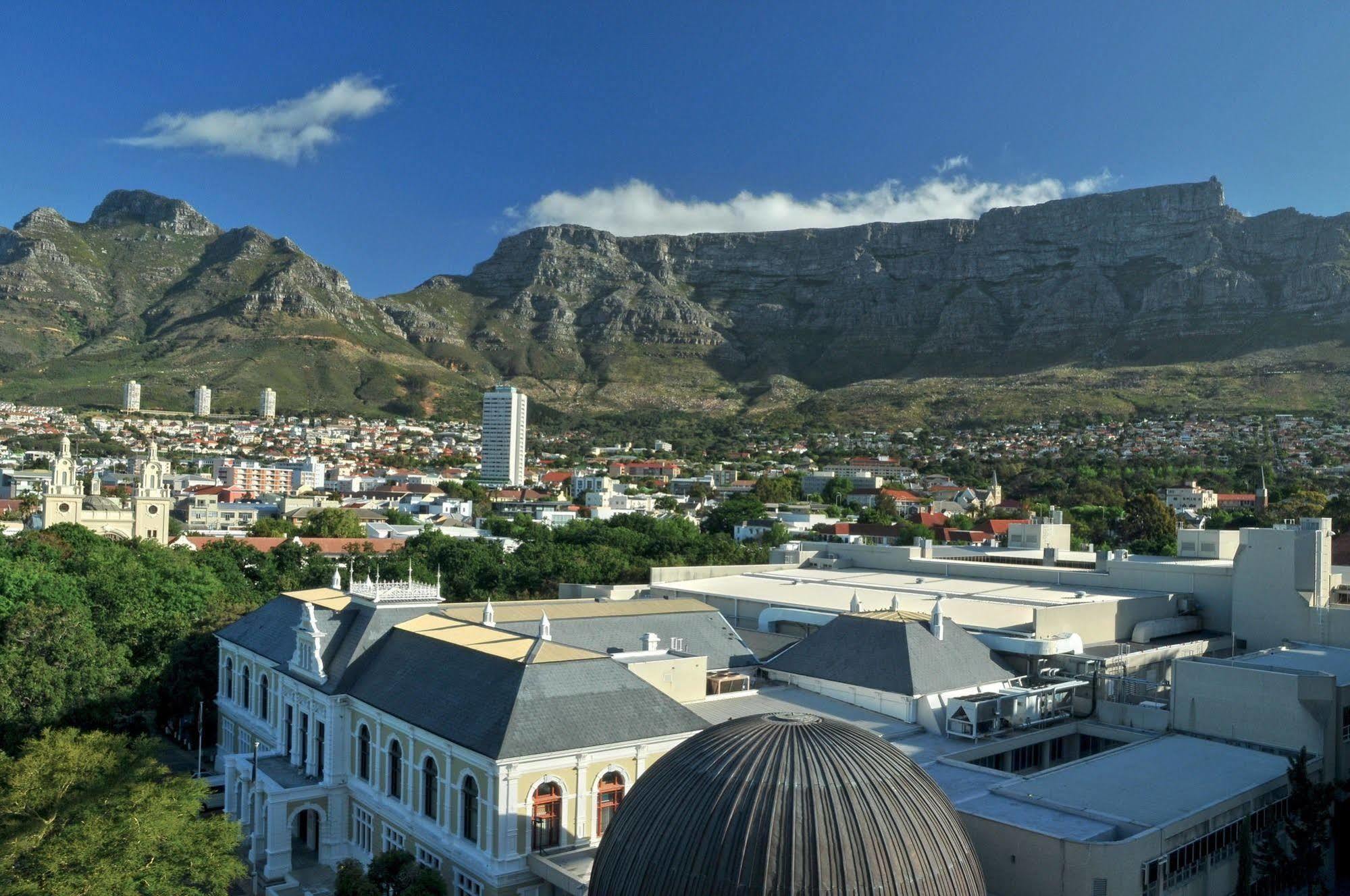 Cape Town Hollow Boutique Hotel Exterior photo